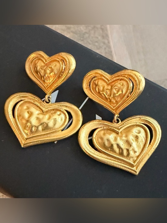 Jewelry - Gold Plated Heart Drop Earrings - Women's Statement Jewelry